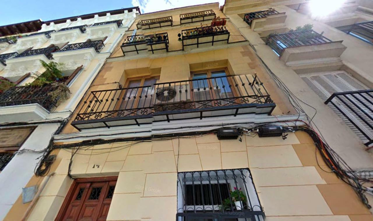 Apartamento En Calle Tres Peces Мадрид Екстериор снимка